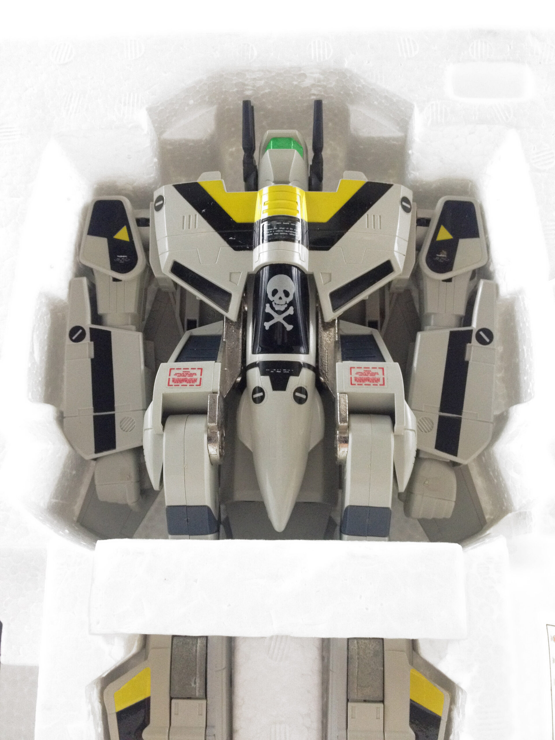 VF-1S figure front detail